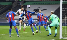 乐鱼体育网页版入口-包含曼城主场轻取水晶宫，实力尽显的词条