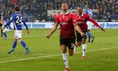 乐鱼体育链接-汉诺威队不敌杜塞尔多夫，遭遇失利