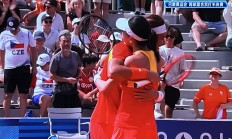 乐鱼体育网站-包含传奇球星助阵，球队兴奋大加的词条