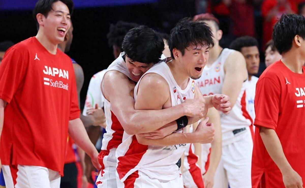 关于亚洲顶级篮球职业联赛份晋级战火升腾的信息 关于亚洲顶级篮球职业联赛份晋级战火升腾的信息