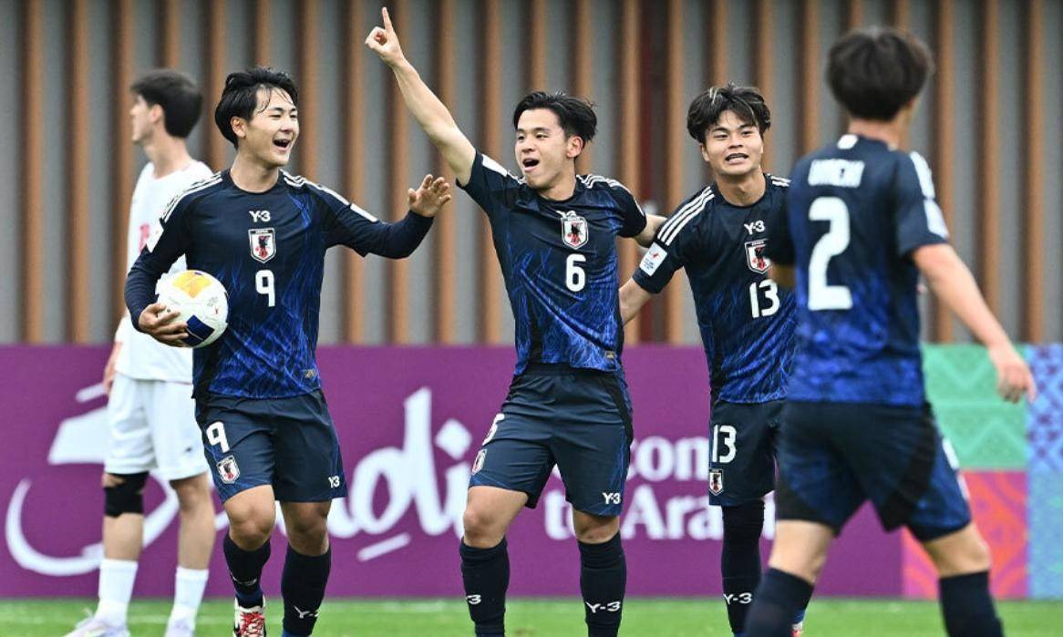 关于亚洲足球职业联赛收官之战,巅峰对决激情上演的信息 关于亚洲足球职业联赛收官之战,巅峰对决激情上演的信息