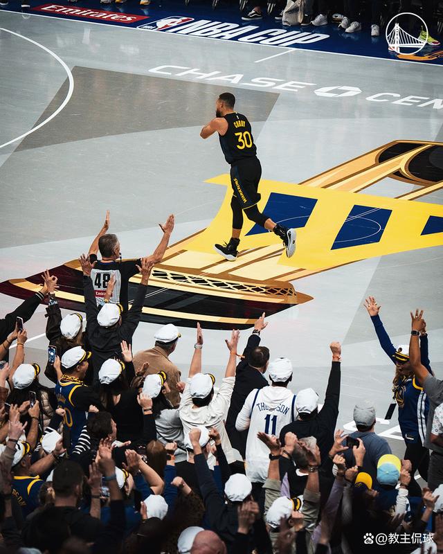 独行侠逆转篮网，小库里连砍三分领先的简单介绍