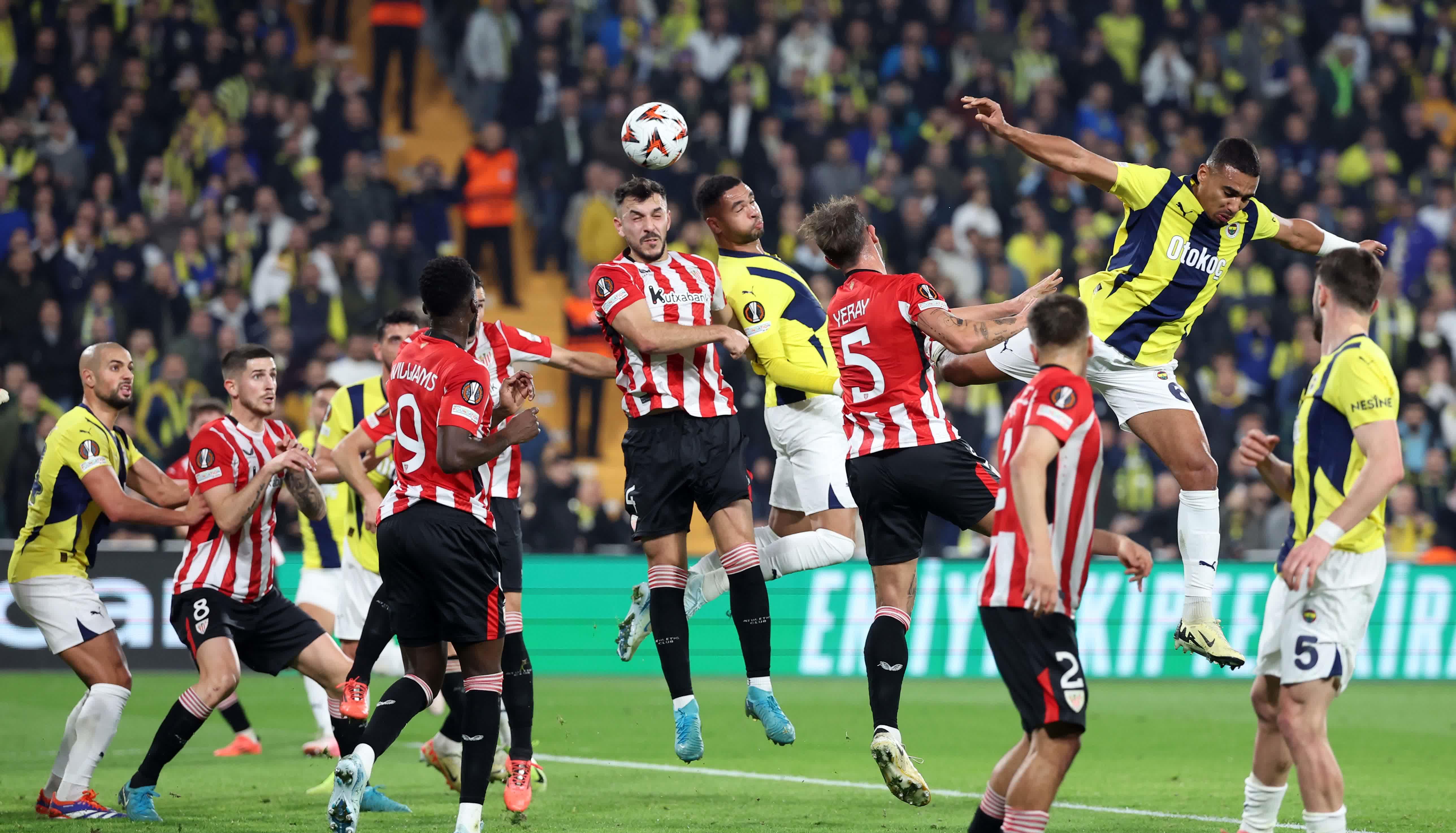 英雄联盟，欧洲杯预选赛豪门抗争的简单介绍