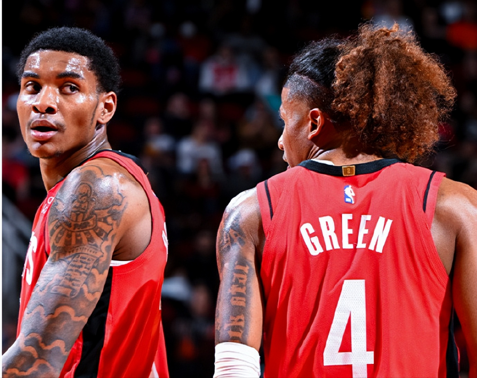 关于沃特福德后卫紧急伤退，球队遭遇一波连败的信息