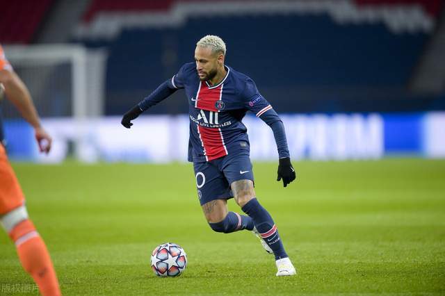 包含意甲劲旅莱比锡重组后防线，欲提升竞争力的词条